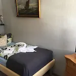 Hotel-pension Teutonia برونلاغ