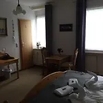 Hotel-pension Teutonia 2* برونلاغ