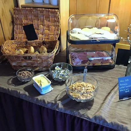 Hotel Hotel-pension Teutonia 2*